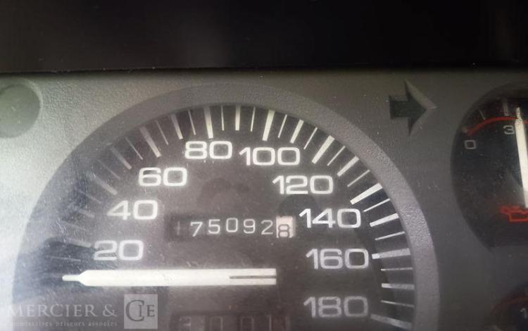 JEEP 4X4 CHEROKEE XJ 174CV BOITE AUTOMATIQUE  9645VM62