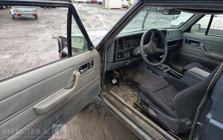JEEP 4X4 CHEROKEE XJ 174CV BOITE AUTOMATIQUE  9645VM62