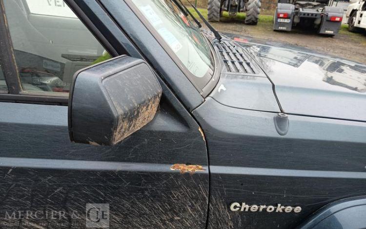 JEEP 4X4 CHEROKEE XJ 174CV BOITE AUTOMATIQUE  9645VM62