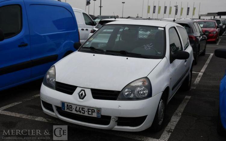 RENAULT CLIO II DCI BLANC AB-445-EP