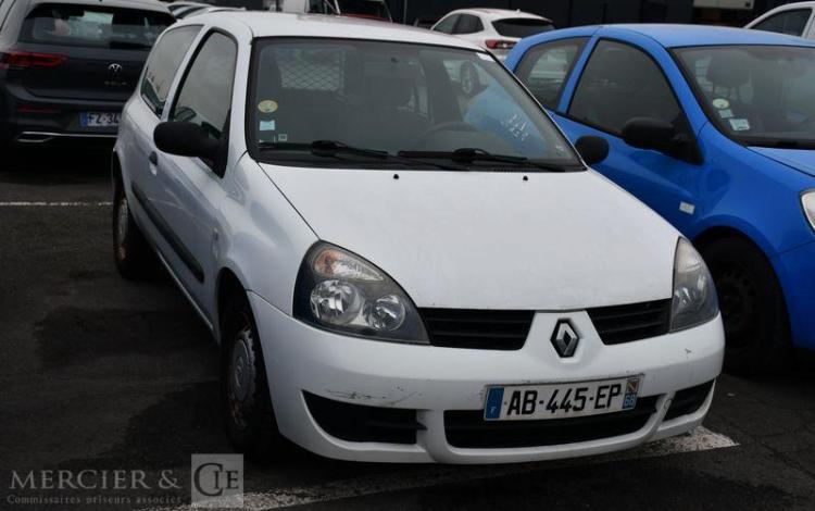 RENAULT CLIO II DCI BLANC AB-445-EP