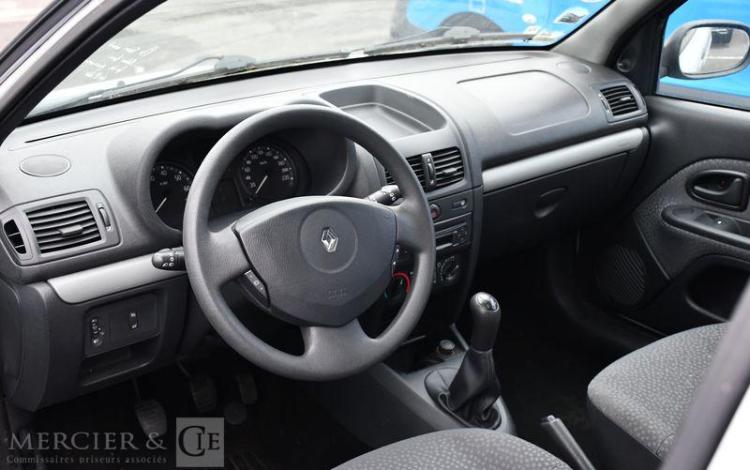 RENAULT CLIO II DCI BLANC AB-445-EP