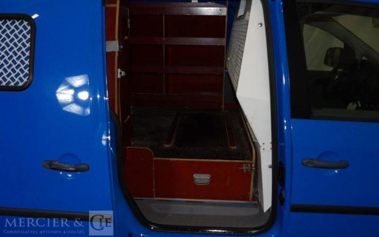 VOLKSWAGEN CADDY FOURGON 2.0 ECOFUEL 110 BLEU AC-251-NS