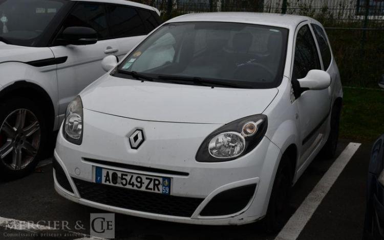 RENAULT TWINGO DCI BLANC AC-549-ZR