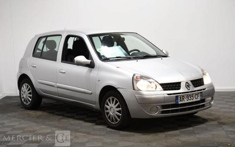 RENAULT CLIO CAMPUS EVOLUTION 1.2 ECO2 60CV 5 PORTES GRIS AR-935-CF