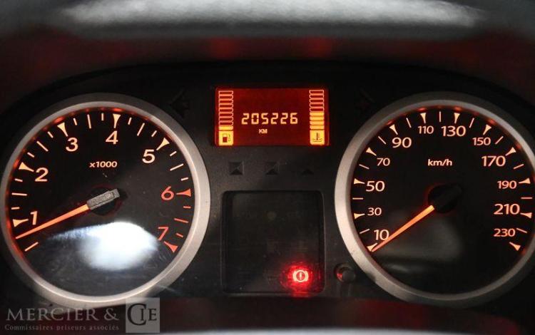 RENAULT CLIO CAMPUS EVOLUTION 1.2 ECO2 60CV 5 PORTES GRIS AR-935-CF