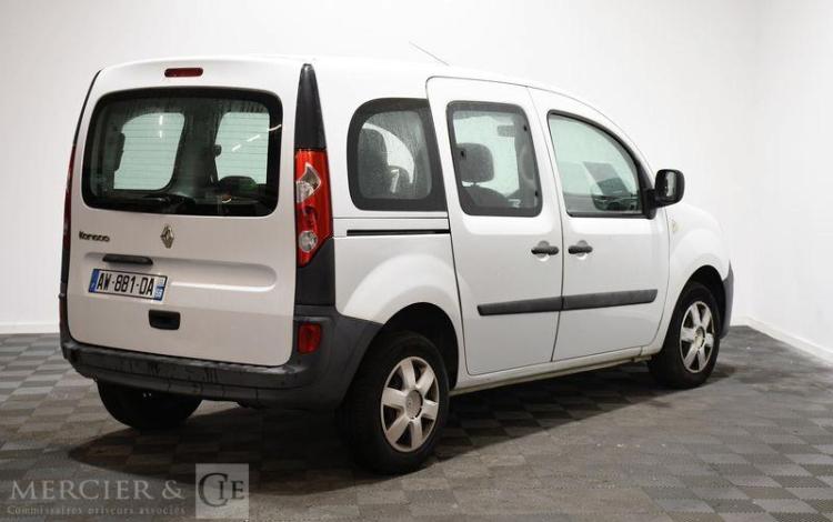 RENAULT KANGOO BLANC AW-881-DA