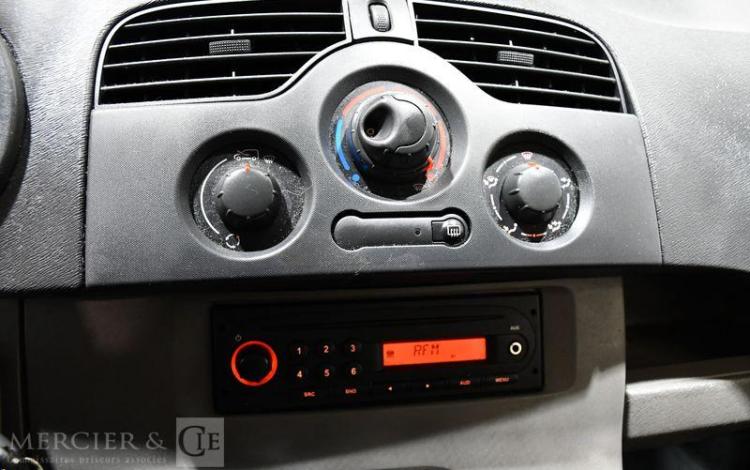 RENAULT KANGOO BLANC AW-881-DA