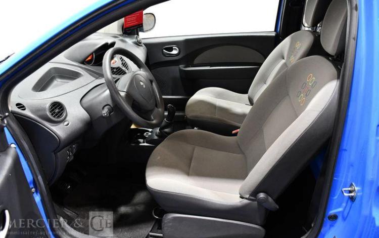RENAULT TWINGO DCI BLEU BP-916-WV