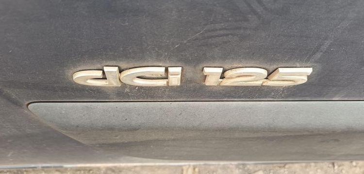 RENAULT MASTER III TRACTION FOURGON L2H2 F3500 2.3 DCi 16V 125 CV – DIESEL – 290689 KMS BLEU BV-795-RA