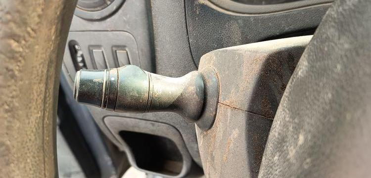 RENAULT MASTER III TRACTION FOURGON L2H2 F3500 2.3 DCi 16V 125 CV – DIESEL – 290689 KMS BLEU BV-795-RA