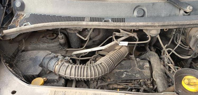 RENAULT MASTER III TRACTION FOURGON L2H2 F3500 2.3 DCi 16V 125 CV – DIESEL – 290689 KMS BLEU BV-795-RA