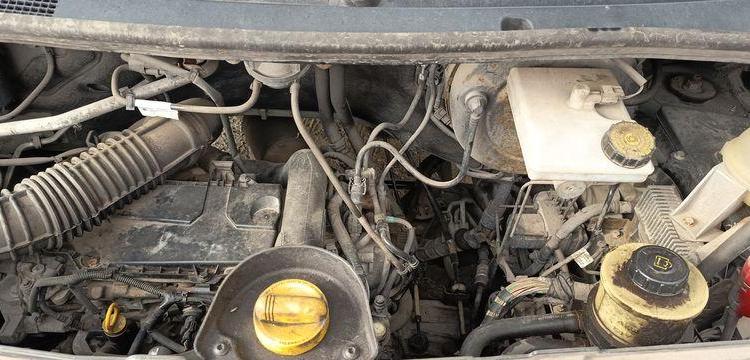 RENAULT MASTER III TRACTION FOURGON L2H2 F3500 2.3 DCi 16V 125 CV – DIESEL – 290689 KMS BLEU BV-795-RA