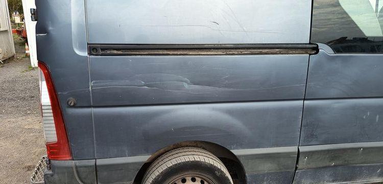 RENAULT MASTER III TRACTION FOURGON L2H2 F3500 2.3 DCi 16V 125 CV – DIESEL – 290689 KMS BLEU BV-795-RA