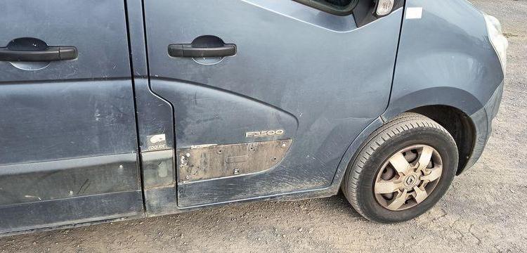 RENAULT MASTER III TRACTION FOURGON L2H2 F3500 2.3 DCi 16V 125 CV – DIESEL – 290689 KMS BLEU BV-795-RA