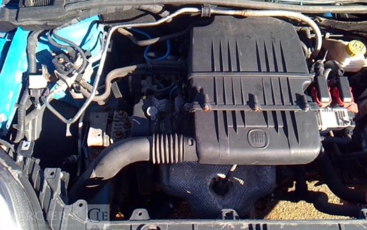 FIAT PUNTO GNV BLEU BV-975-WE