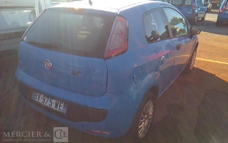 FIAT PUNTO GNV BLEU BV-975-WE
