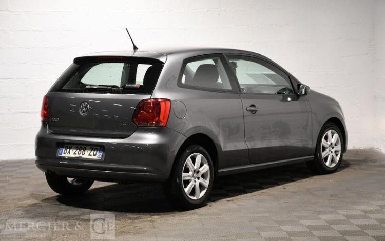 VOLKSWAGEN POLO 1,6 TDI 90 CONFORT LINE GRIS BX-288-ZQ