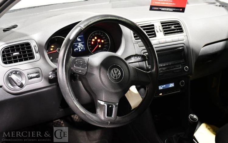 VOLKSWAGEN POLO 1,6 TDI 90 CONFORT LINE GRIS BX-288-ZQ