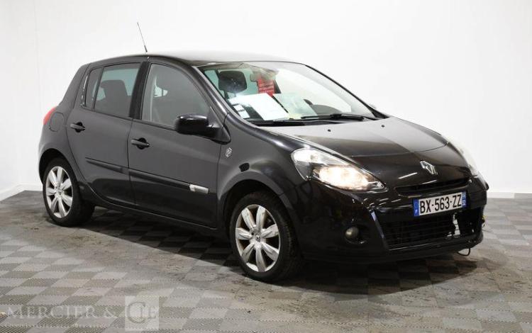 RENAULT CLIO GAMME XV DE FRANCE TCE 100 NOIR BX-563-ZZ