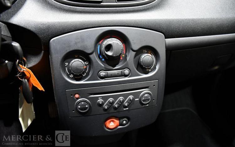 RENAULT CLIO III DCI BLANC BX-987-QP