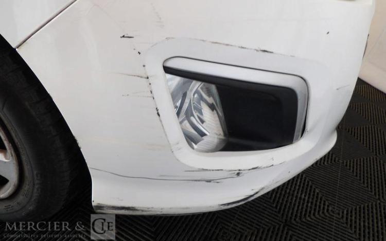 PEUGEOT 308 1.6 HDI 90CH BUSINESS BLANC BY-385-SD