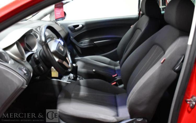 SEAT IBIZA 1,2 TDI 75 PREFERENCE ROUGE BY-767-JR