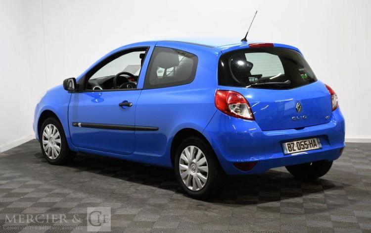 RENAULT CLIO III DCI BLEU BZ-055-HA