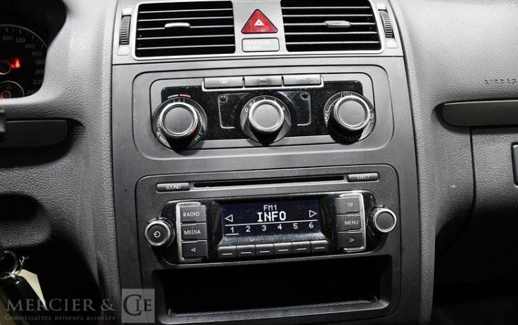 VOLKSWAGEN TOURAN II 1,6 TDI 90 FAP TRENDLINE VERT CB-792-VH