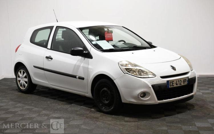 RENAULT CLIO III DCI BLANC CE-412-VP