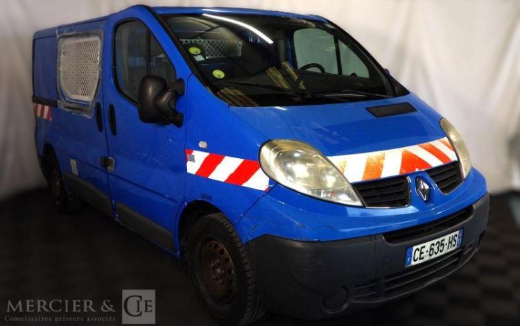 RENAULT TRAFIC DCI  CE-635-HS