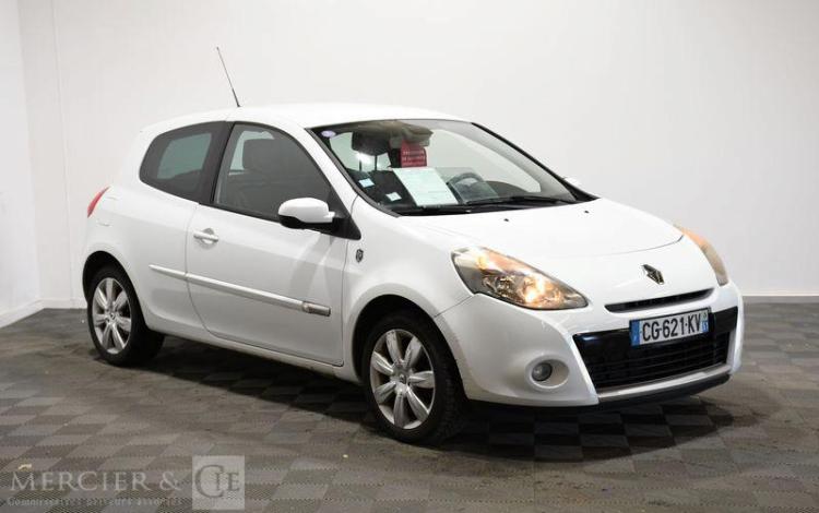RENAULT CLIO III DCI BLANC CG-621-KV