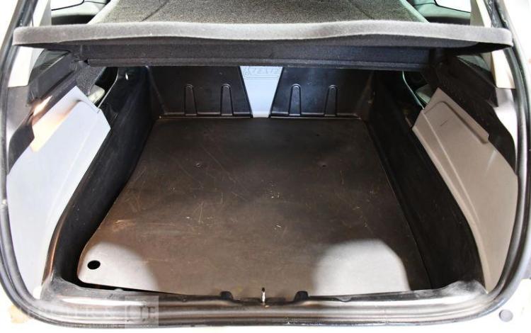 RENAULT CLIO III DCI BLANC CG-621-KV