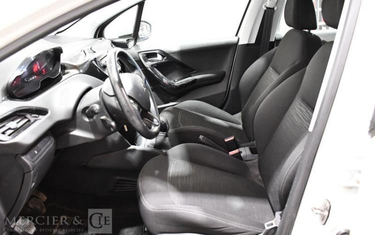 PEUGEOT 208 STE 1,4 HDI 70 PACK CD CLIM BLANC CG-915-CY