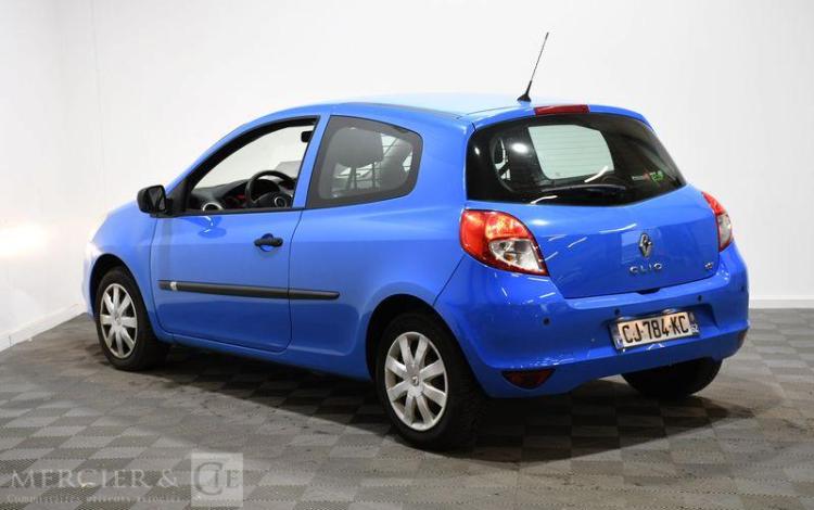 RENAULT CLIO III DCI BLEU CJ-784-KC