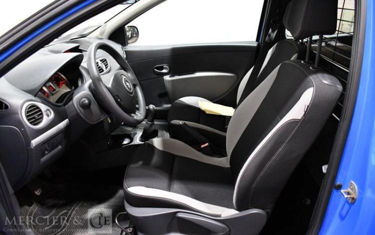 RENAULT CLIO III DCI BLEU CJ-784-KC