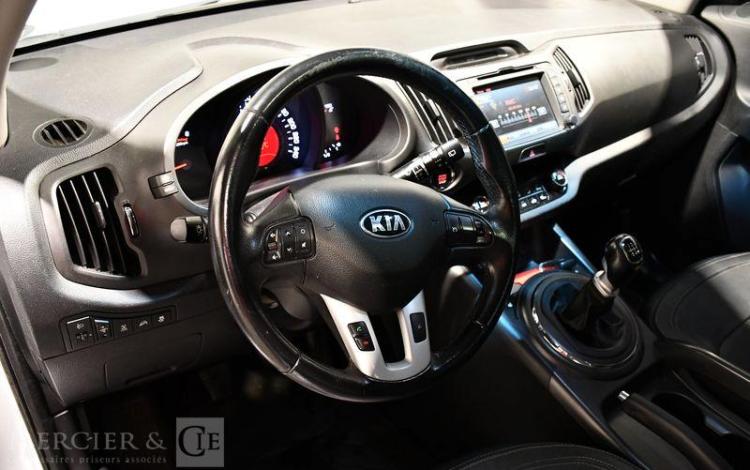 KIA SPORTAGE 2,0 CRDI 136 PREMIUM 4X4  AWD BLANC CM-189-VG