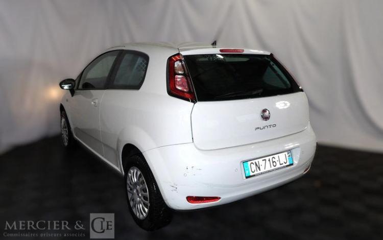 FIAT PUNTO SOCIETE 1.4 GNV 75 DYNAMIC BLANC CN-716-LJ