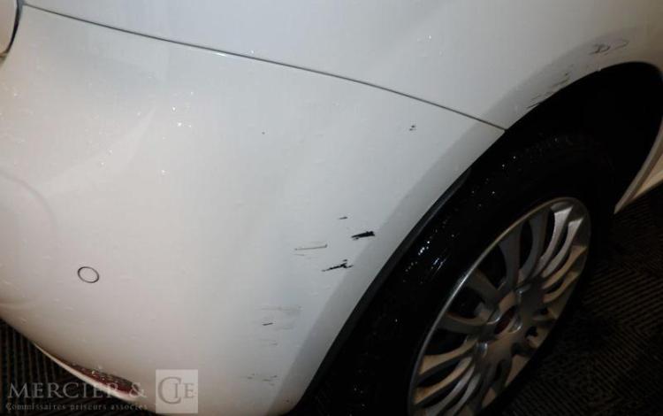 FIAT PUNTO SOCIETE 1.4 GNV 75 DYNAMIC BLANC CN-716-LJ