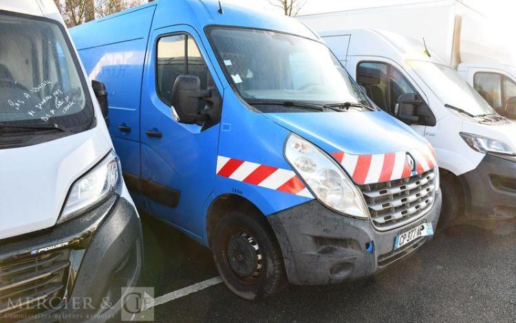 RENAULT MASTER III BLEU CP-377-AP