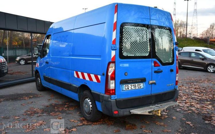 RENAULT MASTER DCI BLEU CQ-218-EG