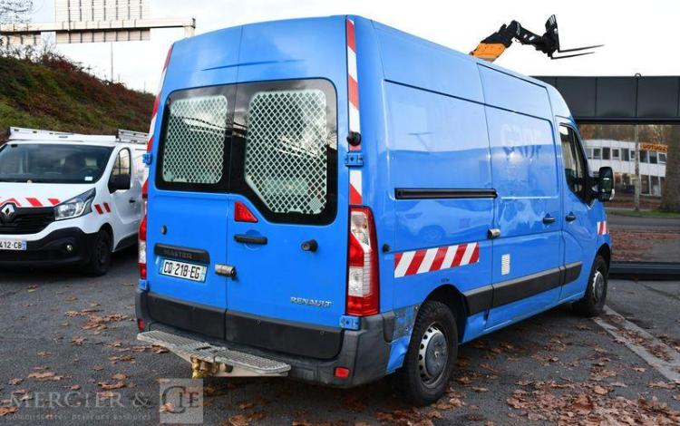 RENAULT MASTER DCI BLEU CQ-218-EG