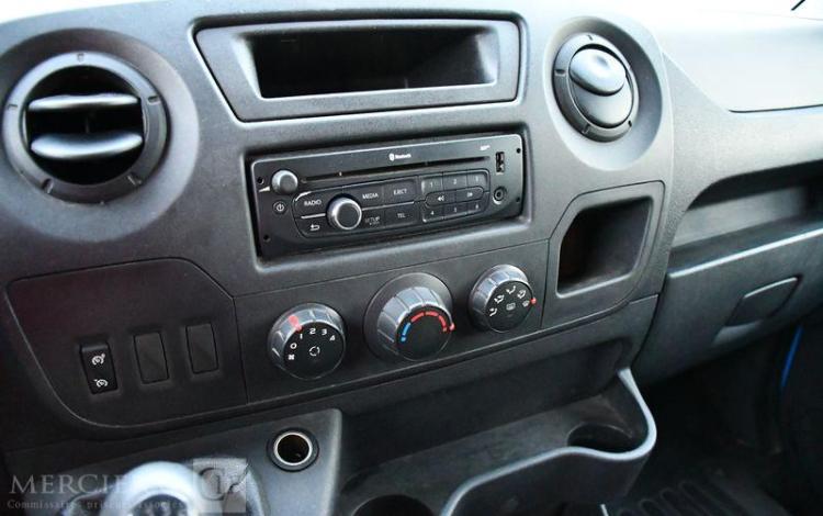 RENAULT MASTER DCI BLEU CQ-218-EG