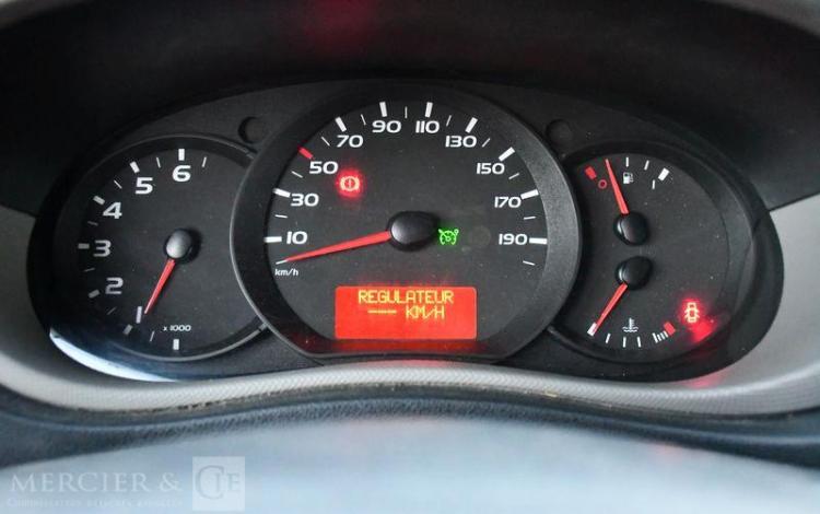 RENAULT MASTER DCI BLEU CQ-218-EG