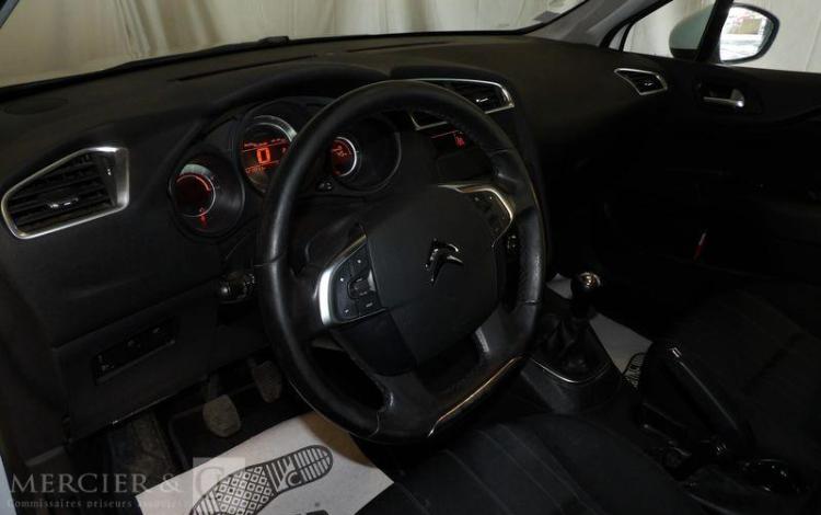 CITROEN C4 1,6 HDI 90CH ATTRACTION BLANC CS-442-VX