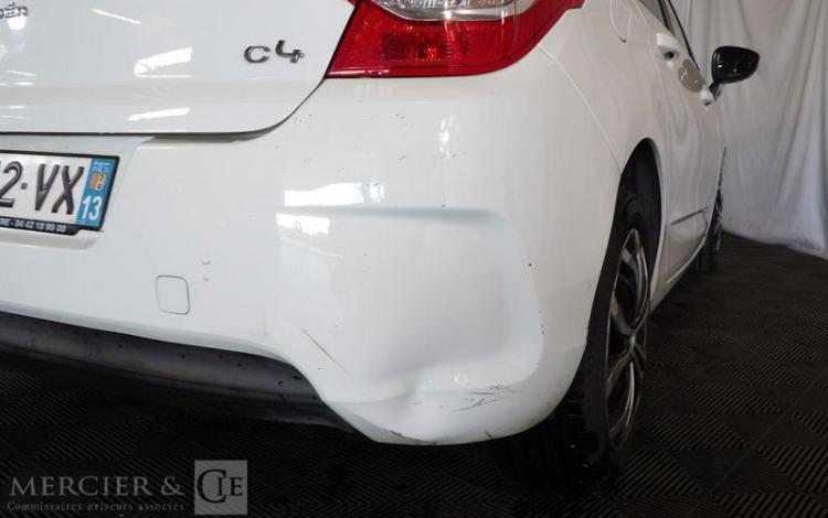 CITROEN C4 1,6 HDI 90CH ATTRACTION BLANC CS-442-VX