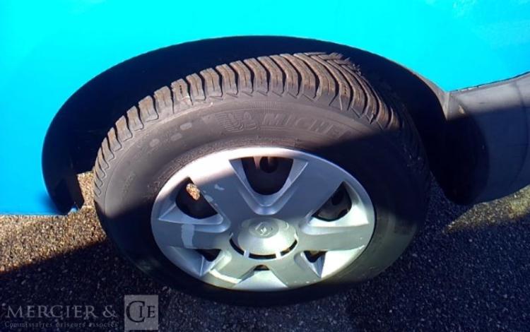 RENAULT KANGOO DCI BLEU CW-197-KV