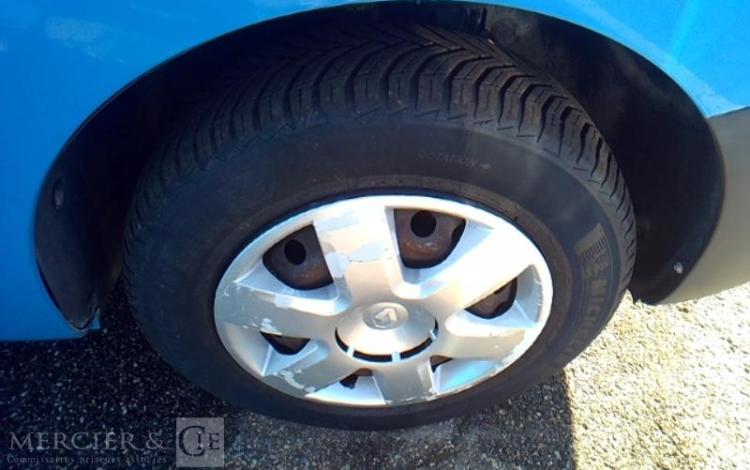 RENAULT KANGOO DCI BLEU CW-197-KV