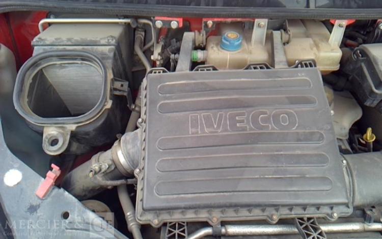 IVECO 35C13 BENNE SIMPLE CABINE COFFRE  CX-297-BR