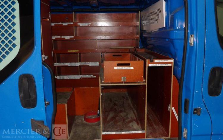 RENAULT TRAFIC 2.0 DCI 90 1T0 L1H1 CONFORT BLEU CX-443-ZN